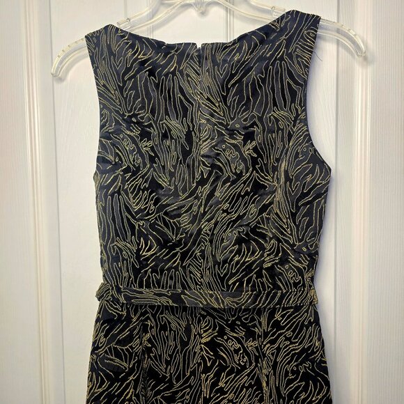 CACHE Luxe Sheath Dress - Size 6 - Picture 4 of 8